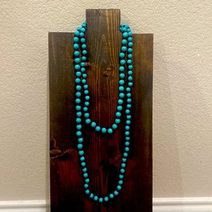 Brand New - Turquoise marbled beaded necklace